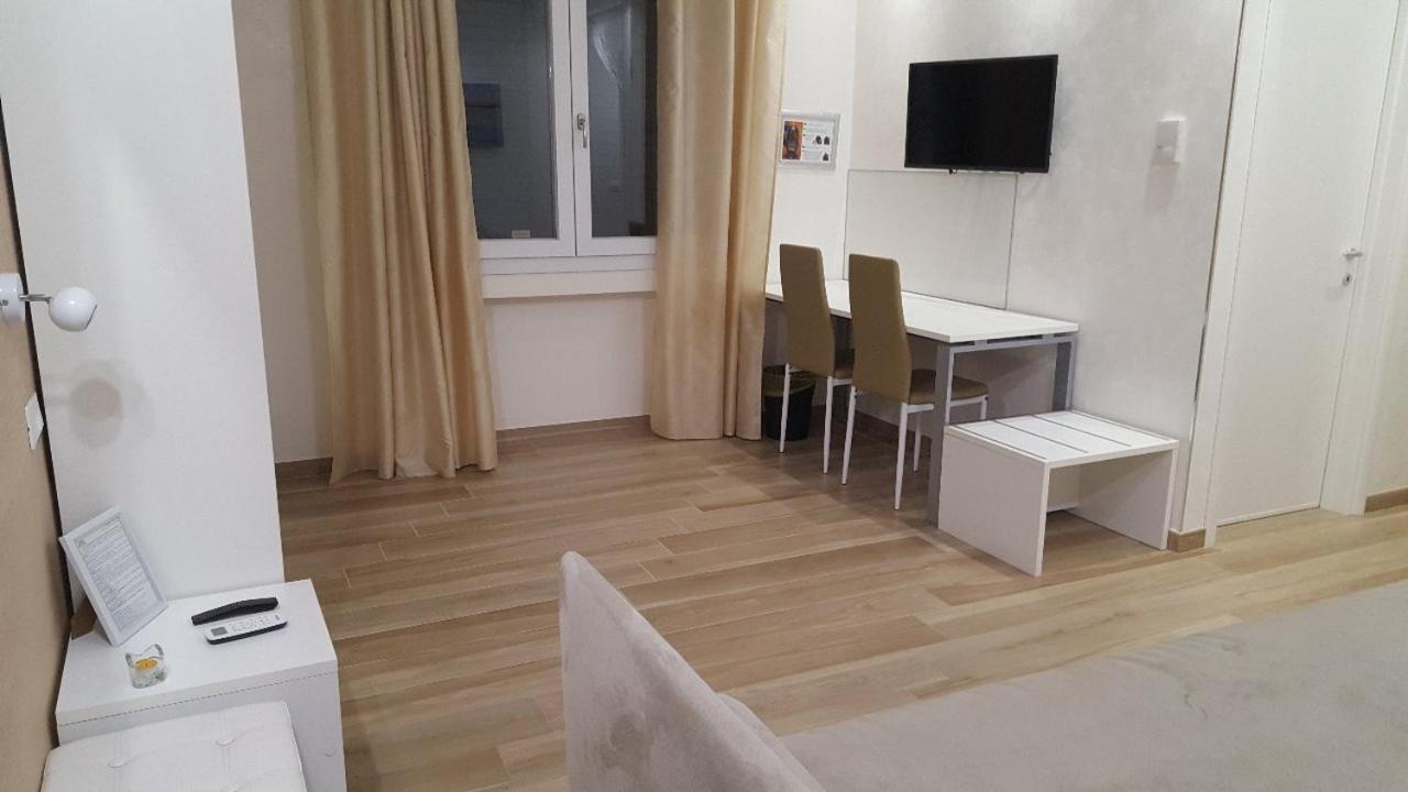 Martina'S House Otel Porto Cesareo Dış mekan fotoğraf